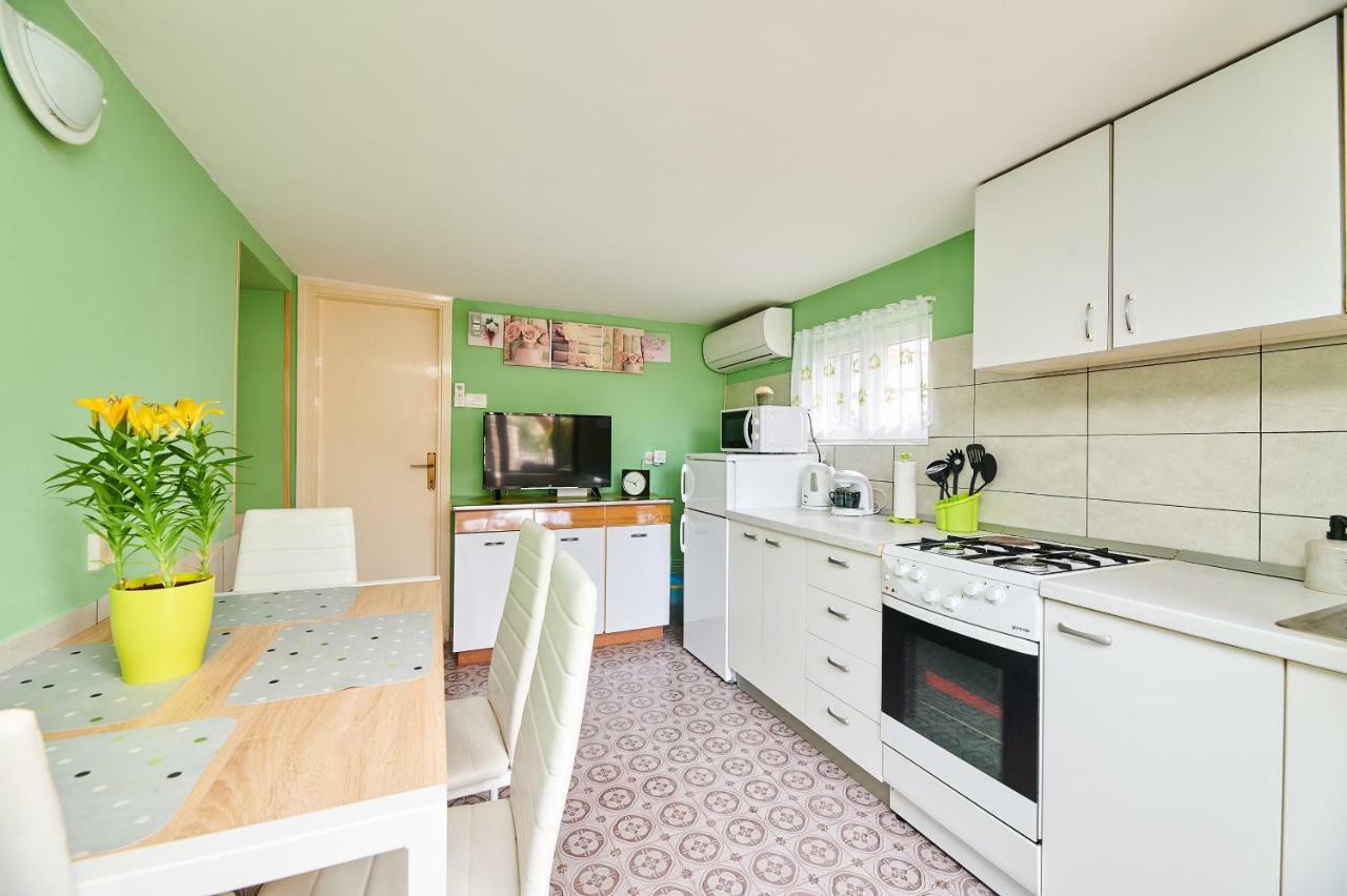 Apartment Ante Umag Exteriör bild